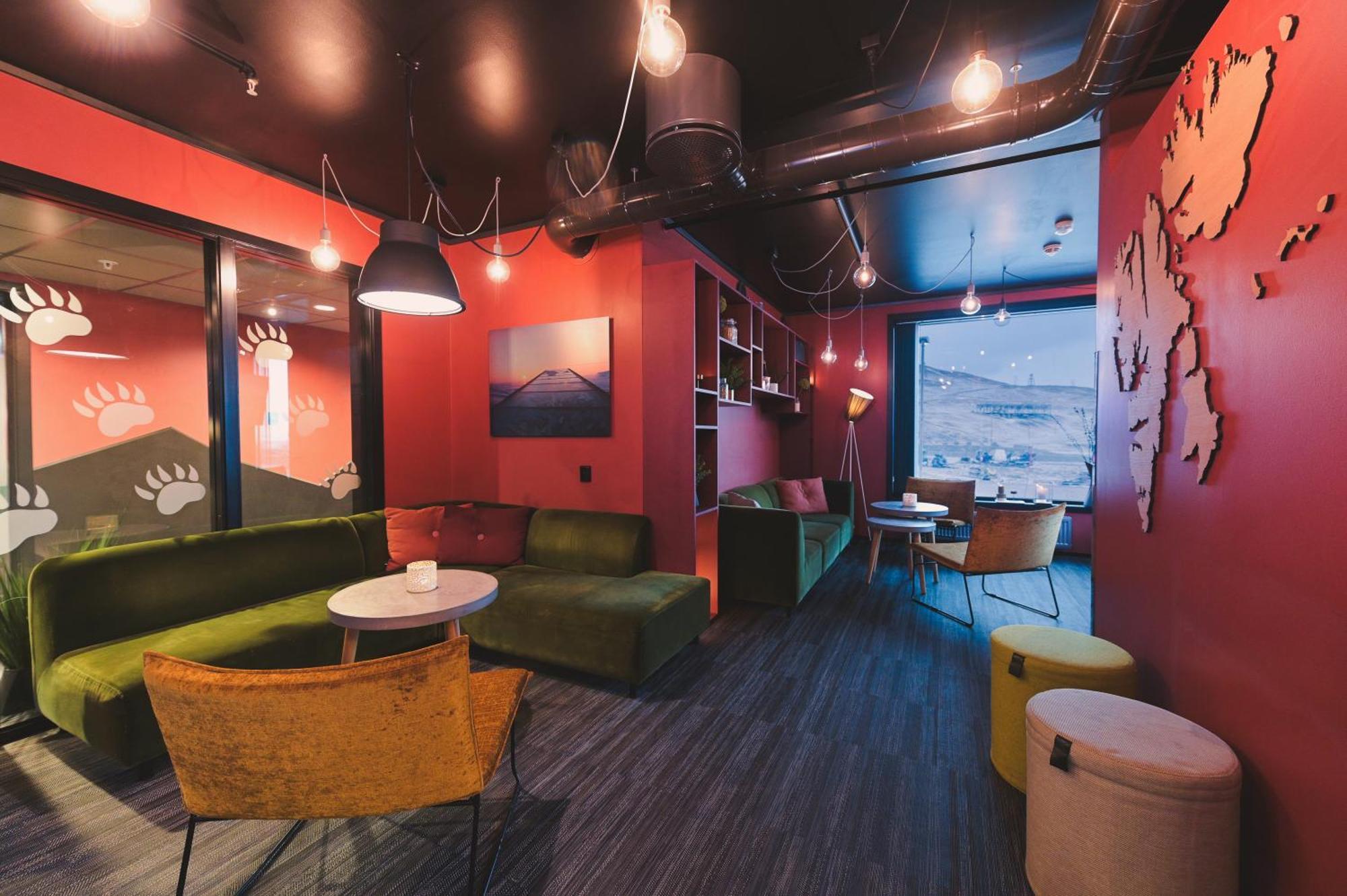 Svalbard Hotell | The Vault Longyearbyen Esterno foto